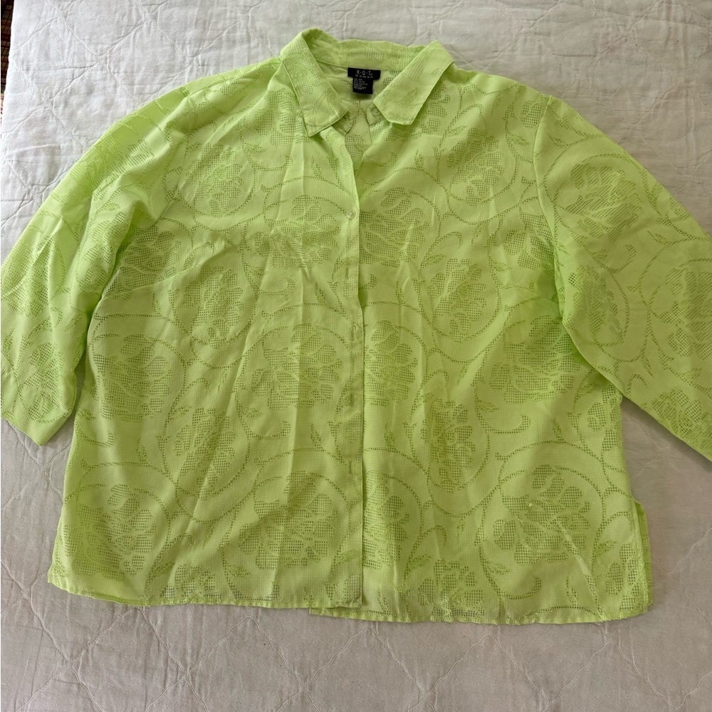 ‘R.Q.T. Woman’ size 3x Lime Green Button-down Top